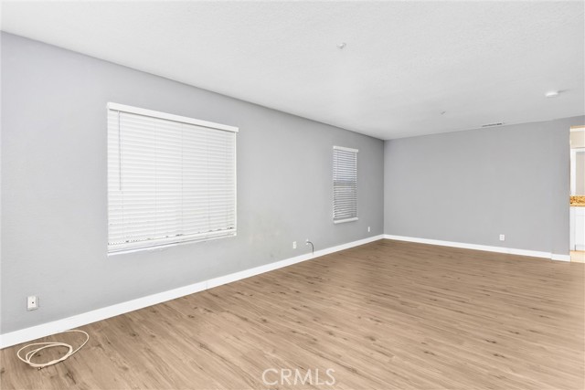 Detail Gallery Image 27 of 36 For 11355 Tondela St, Fontana,  CA 92337 - 5 Beds | 2/1 Baths