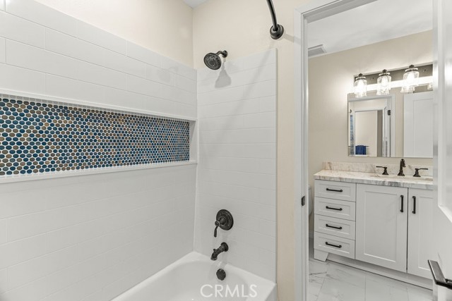 Detail Gallery Image 22 of 36 For 1321 Beryl St #101,  Redondo Beach,  CA 90277 - 3 Beds | 2/1 Baths