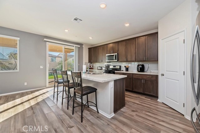 24287 Insignia Drive, Menifee CA: https://media.crmls.org/medias/98f6dd11-e4ac-4b3b-b166-9c4e7dcae9ee.jpg