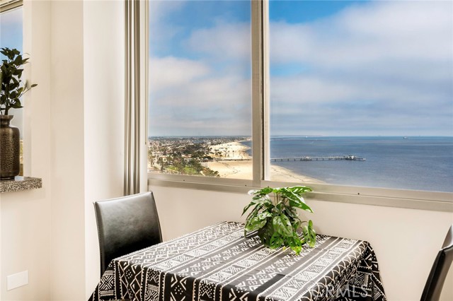 Detail Gallery Image 9 of 29 For 2999 E Ocean Bld #1940,  Long Beach,  CA 90803 - 2 Beds | 2 Baths