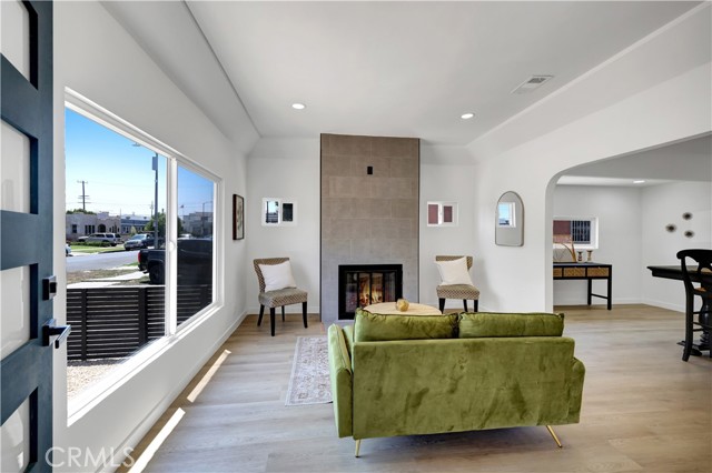 Detail Gallery Image 7 of 49 For 3515 S Norton, Los Angeles,  CA 90018 - 2 Beds | 3 Baths