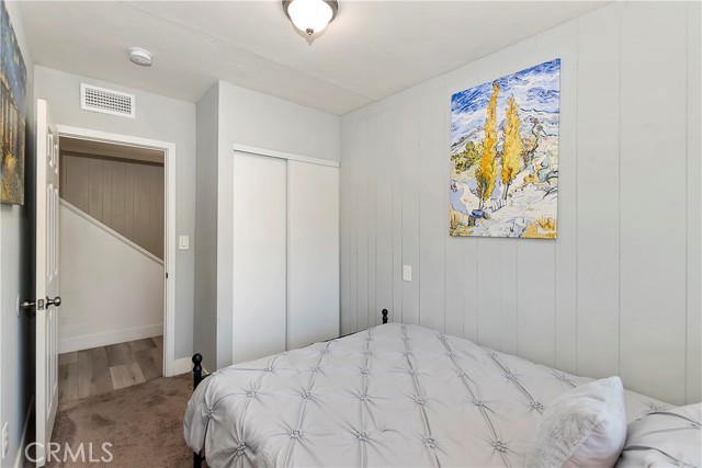 Detail Gallery Image 13 of 29 For 33026 Donner Ln, Arrowbear,  CA 92382 - 2 Beds | 1/1 Baths