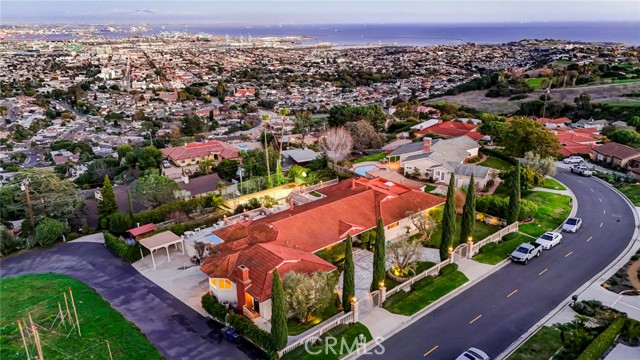 2411 Daladier Drive, Rancho Palos Verdes, California 90275, 4 Bedrooms Bedrooms, ,5 BathroomsBathrooms,Residential,For Sale,Daladier,PV25024144