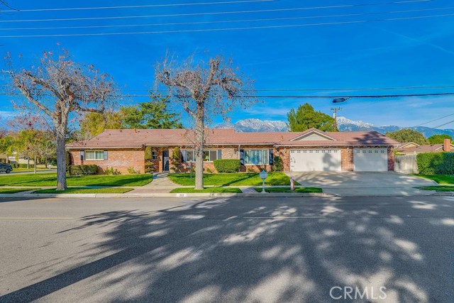 303 E 15th St, Upland, CA 91786