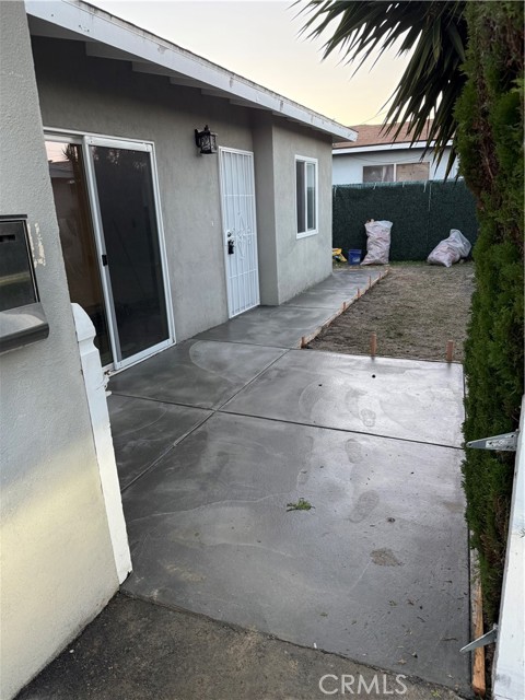 Detail Gallery Image 3 of 28 For 2444 250th #D,  Lomita,  CA 90717 - 3 Beds | 1 Baths