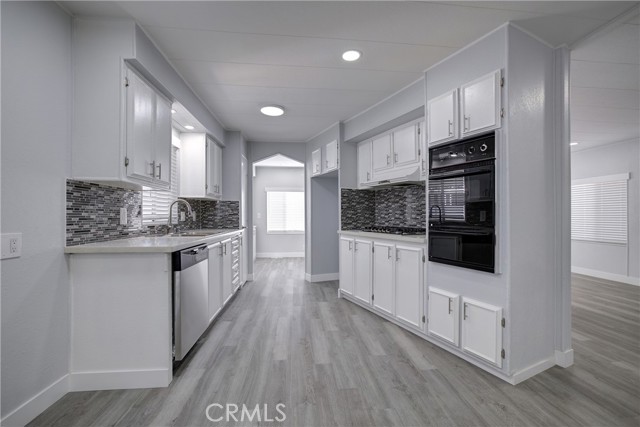 Detail Gallery Image 19 of 36 For 3700 Buchanan #204,  Riverside,  CA 92503 - 2 Beds | 2 Baths