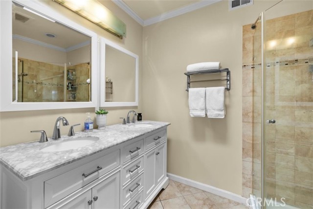 2000 Voorhees Avenue, Redondo Beach, California 90278, 3 Bedrooms Bedrooms, ,2 BathroomsBathrooms,Residential,Sold,Voorhees,SB23026527