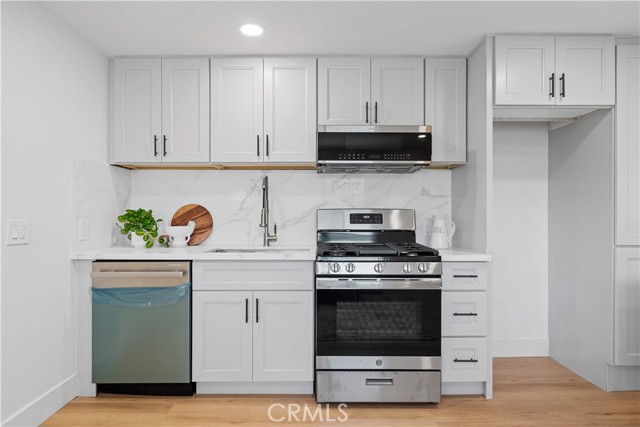 2838 Lambert Drive, Los Angeles CA: https://media.crmls.org/medias/98fbd709-07ce-4fdc-8e52-19b846abc2aa.jpg