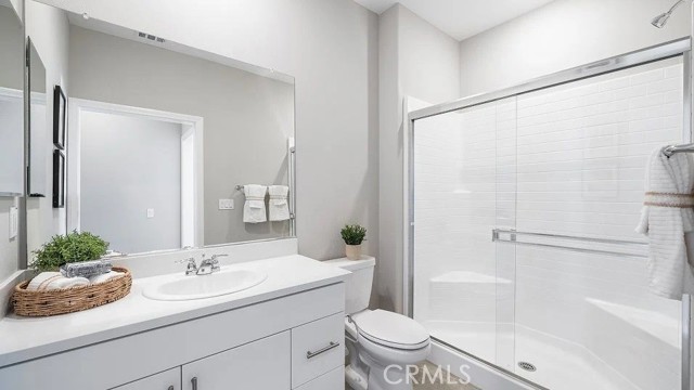 Detail Gallery Image 9 of 26 For 14225 Rollins St, Hesperia,  CA 92345 - 5 Beds | 3/1 Baths