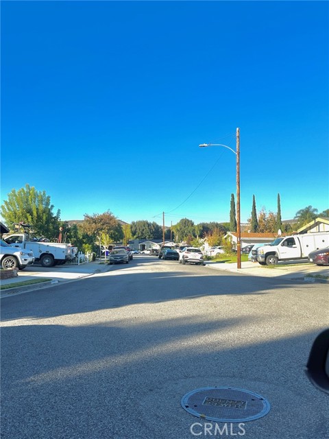 Detail Gallery Image 17 of 17 For 27220 Marchland, Canyon Country,  CA 91351 - 3 Beds | 1/1 Baths