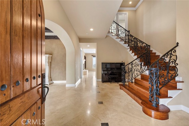27 Pacific Mist, Newport Coast CA: https://media.crmls.org/medias/98fc2f17-4750-4b3a-95da-1c46dc3cce12.jpg