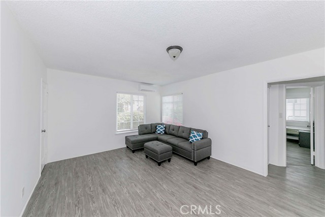 Detail Gallery Image 15 of 32 For 1349 W 35th Pl, Los Angeles,  CA 90007 - – Beds | – Baths