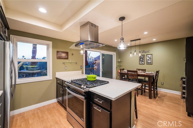 609 Meyer Lane, Redondo Beach, California 90278, 2 Bedrooms Bedrooms, ,1 BathroomBathrooms,Residential,Sold,Meyer,SB21203069