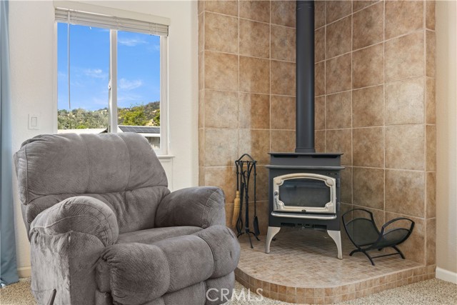 12855 Island Circle, Clearlake Oaks CA: https://media.crmls.org/medias/98fd81bb-885f-4bd2-a994-10db8998972e.jpg