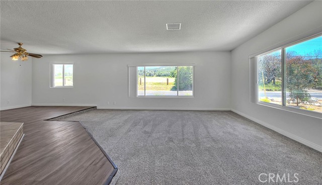Detail Gallery Image 11 of 51 For 35694 Sierra Ln, Yucaipa,  CA 92399 - 3 Beds | 2 Baths