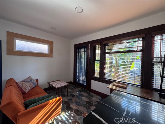 4115 S Carolina Street, San Pedro CA: https://media.crmls.org/medias/98fe6676-af39-4cca-8486-4b9ca8748221.jpg