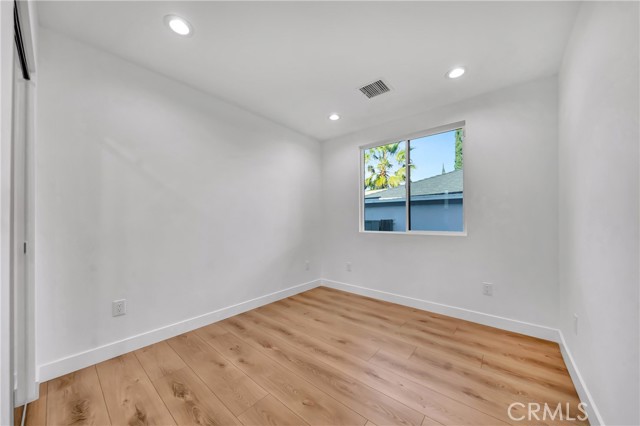 Detail Gallery Image 41 of 71 For 17407 Hatteras St, Encino,  CA 91316 - 3 Beds | 2 Baths