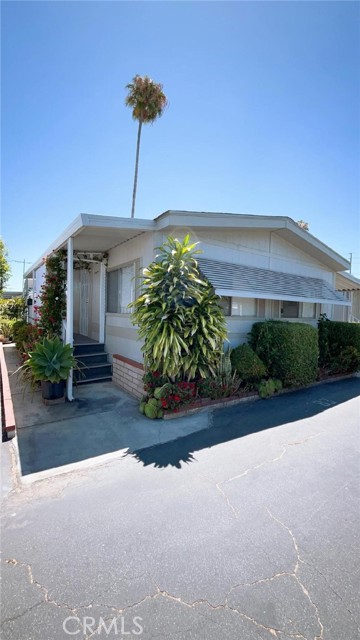 Detail Gallery Image 1 of 17 For 3929 W 5th St #83,  Santa Ana,  CA 92703 - 2 Beds | 2 Baths