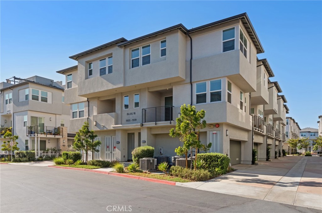 1503 W Cara Drive