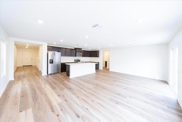 Detail Gallery Image 11 of 47 For 25432 Cetara, Homeland,  CA 92548 - 5 Beds | 3/1 Baths