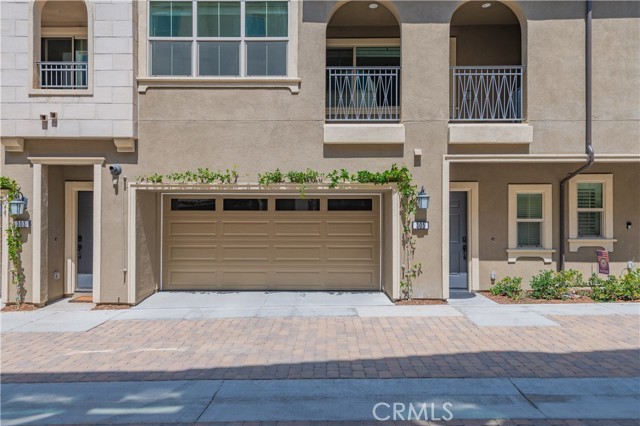 305 autumn sage, Lake Forest CA: https://media.crmls.org/medias/9901da45-59ce-4f1c-92b3-59881ccc02db.jpg