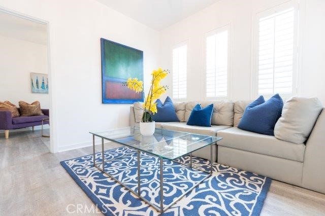 99028590 1e2f 4b80 B224 2f3b39fe220a