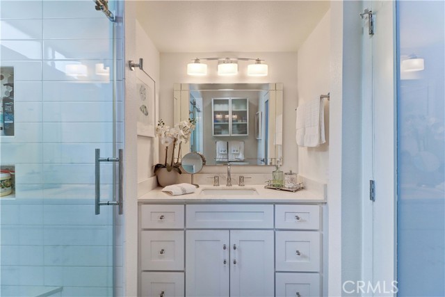 Image 31 of 45 For 3521 Bahia Blanca  C