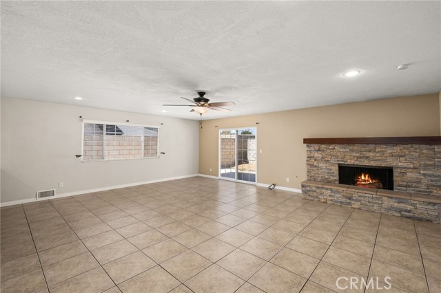 Detail Gallery Image 16 of 46 For 12680 Pinehurst Trl, Victorville,  CA 92395 - 3 Beds | 2 Baths