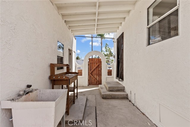 Detail Gallery Image 16 of 22 For 6802 Lewis Ave, Long Beach,  CA 90805 - 2 Beds | 1 Baths