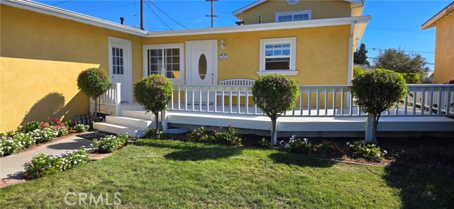 Detail Gallery Image 2 of 43 For 266 N Elm, Arroyo Grande,  CA 93420 - 3 Beds | 2/1 Baths