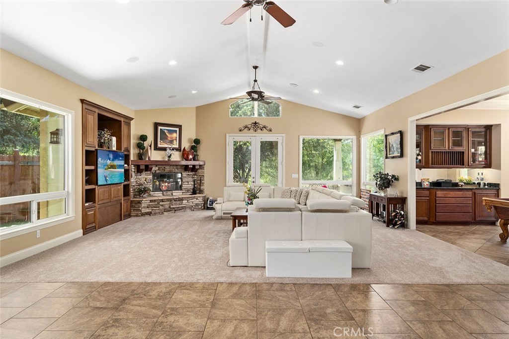 MLS #SW25116623 img 4