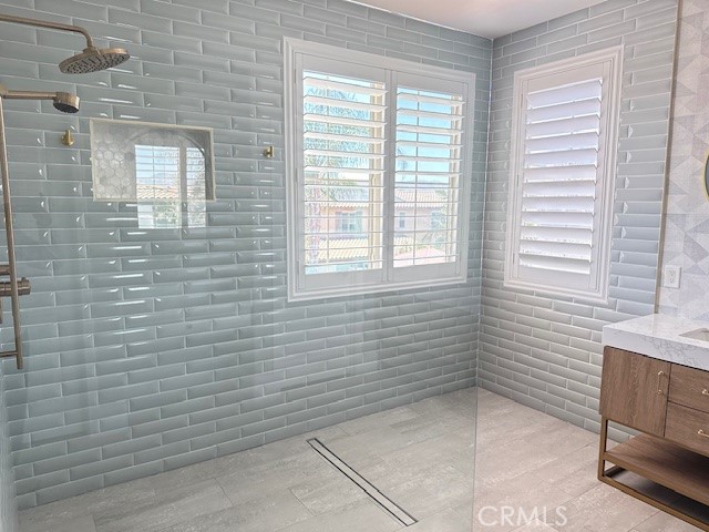 https://media.crmls.org/medias/99045b20-c07a-475d-9e79-3989e8de1e47.jpg?preset=X-Large