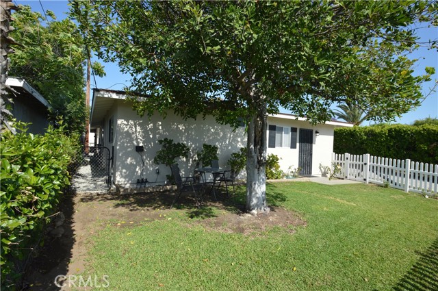 866 Random Lane, Duarte CA: https://media.crmls.org/medias/9904c0c2-bd9e-454c-baf9-f0df0f076326.jpg