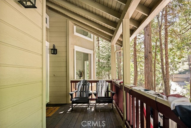 Detail Gallery Image 5 of 46 For 28670 Shenandoah Dr, Lake Arrowhead,  CA 92352 - 4 Beds | 4 Baths