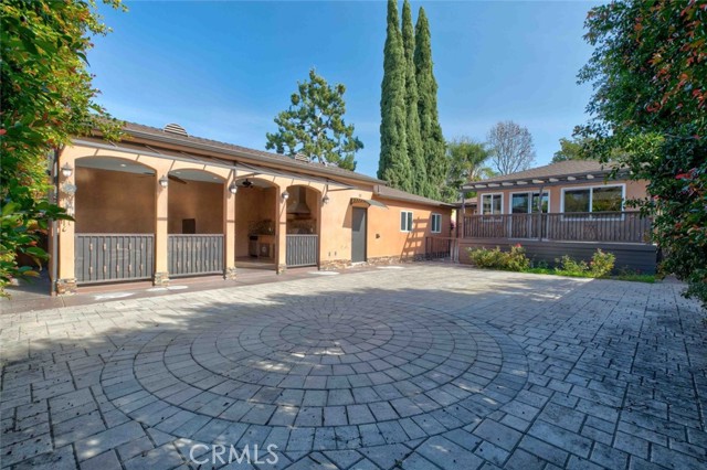 Detail Gallery Image 38 of 61 For 415 Birmingham Rd, Burbank,  CA 91504 - 4 Beds | 3/1 Baths