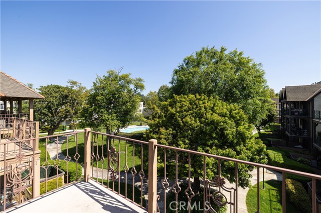 3665 S Bear Street, Santa Ana CA: https://media.crmls.org/medias/99057230-0344-44fc-b096-064e1d6a5930.jpg