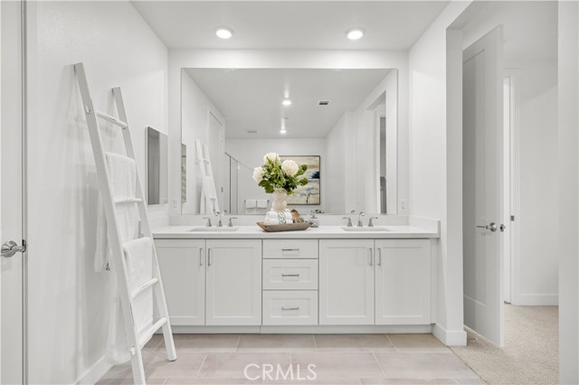 Detail Gallery Image 20 of 38 For 1301 Rivington, Irvine,  CA 92612 - 2 Beds | 2/1 Baths