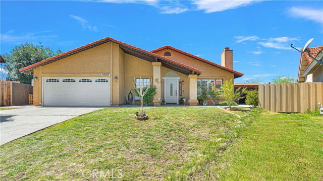Detail Gallery Image 2 of 41 For 37127 Kendrick Cir, Palmdale,  CA 93550 - 3 Beds | 2 Baths