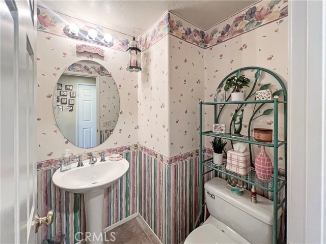 Detail Gallery Image 19 of 22 For 10 Palacio, Rancho Santa Margarita,  CA 92688 - 3 Beds | 2/1 Baths