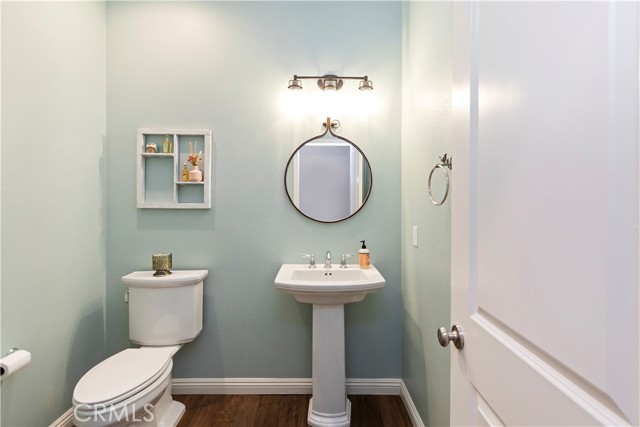 Detail Gallery Image 10 of 66 For 1431 Burnett Cir, Corona,  CA 92882 - 5 Beds | 3/1 Baths