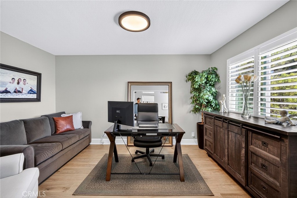 MLS #OC26040336 image #43