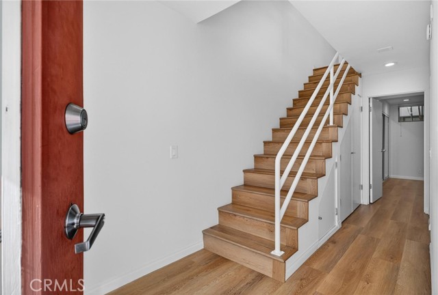 Detail Gallery Image 3 of 29 For 821 Bay St #C5,  Santa Monica,  CA 90405 - 2 Beds | 2 Baths