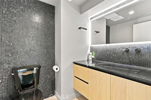 5626 West Murray photo 10
