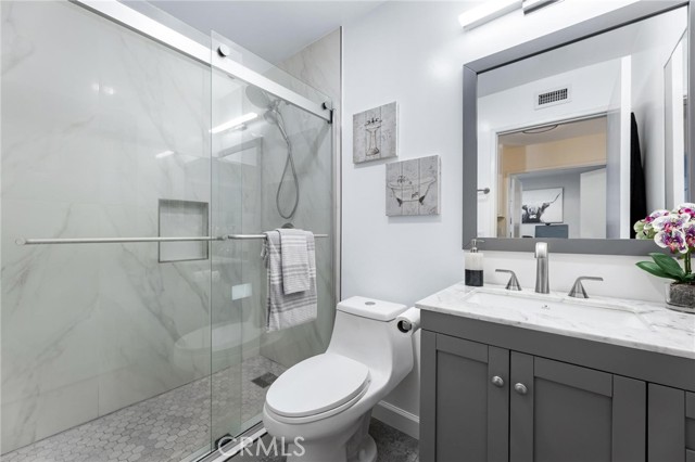 Detail Gallery Image 33 of 60 For 11715 Garrick Ave, Sylmar,  CA 91342 - 3 Beds | 2 Baths
