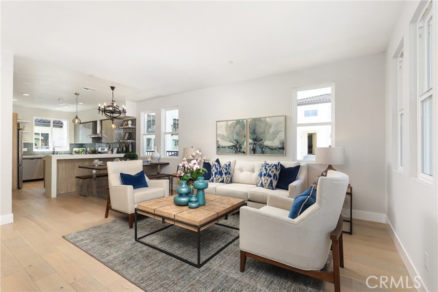 8 Bethpage Lane, Phillips Ranch CA: https://media.crmls.org/medias/99095576-a1e4-40f2-b415-dfafe99fb483.jpg