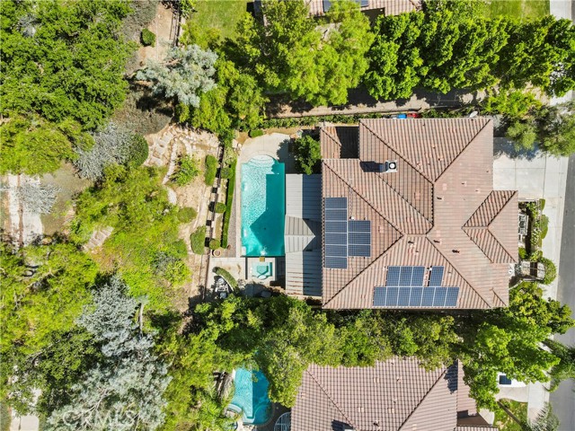 29123 Black Pine Way, Saugus CA: https://media.crmls.org/medias/99096e70-9990-4170-bd59-13d3159d8200.jpg