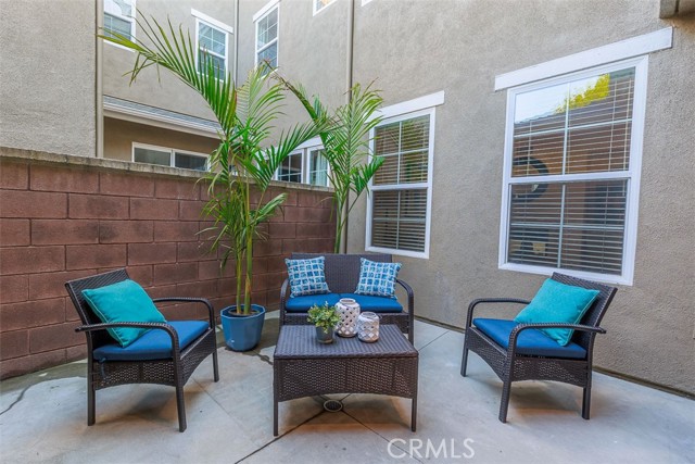 72 Orange Blossom, Ladera Ranch CA: https://media.crmls.org/medias/99097f49-a034-46f1-bca0-c821a4f6c936.jpg