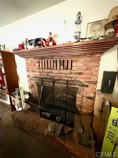11516 11516 Oakwood Avenue, Hesperia CA: https://media.crmls.org/medias/9909c6a8-0b73-4aca-a74f-7614076ff7a1.jpg