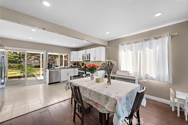 Detail Gallery Image 23 of 38 For 22852 via Octavo, Mission Viejo,  CA 92691 - 4 Beds | 2 Baths