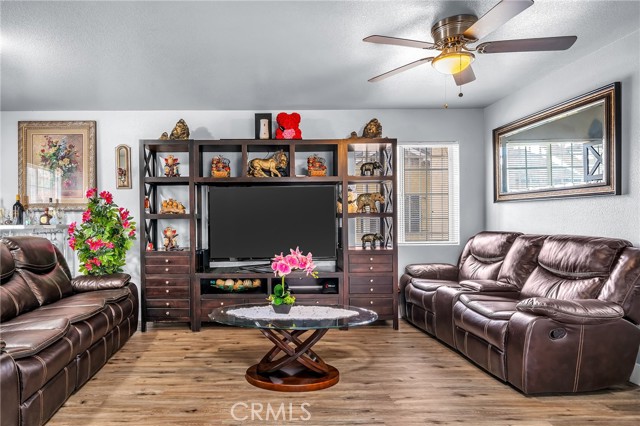419 E 84th Place, Los Angeles, CA, 90003 419 E 84th Place, Los Angeles, CA, 90003